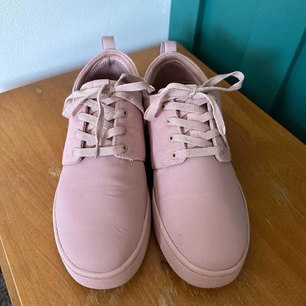 On The Roam x Jason Mamoa Soill Dirty Pink Wino Climbing Shoe